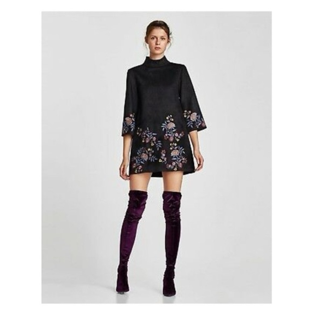 Zara Black Embroidered Floral Mini Dress Medium Faux Suede High Neck 3/4 Sleeves